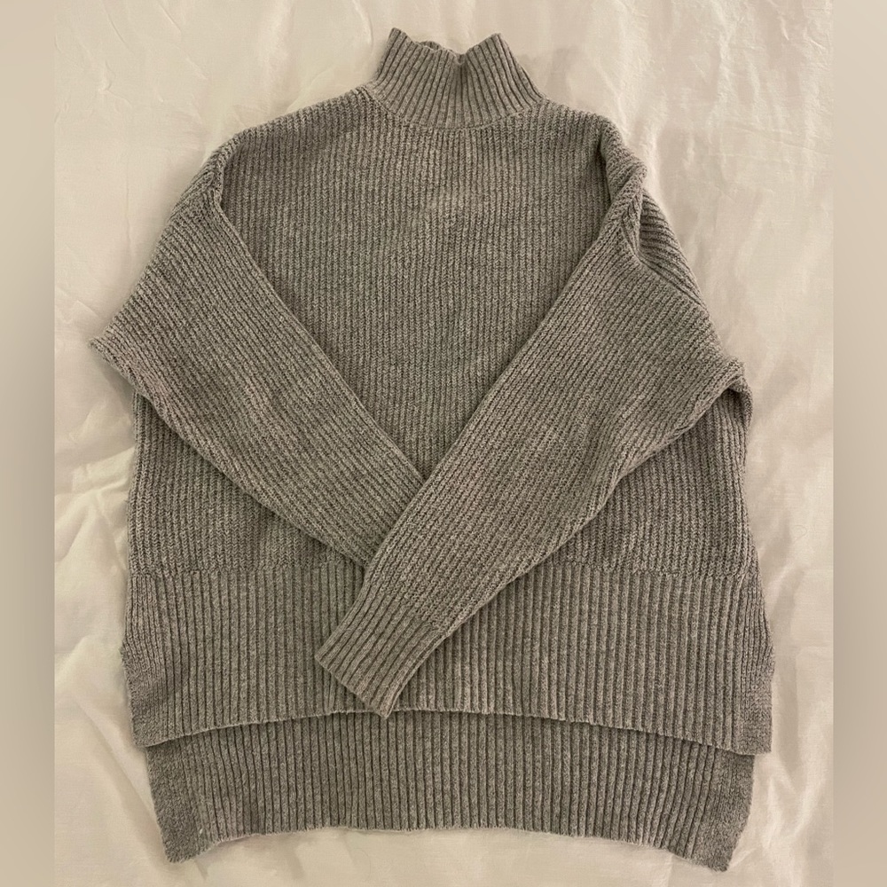 Longline grey turtleneck in excellent condition